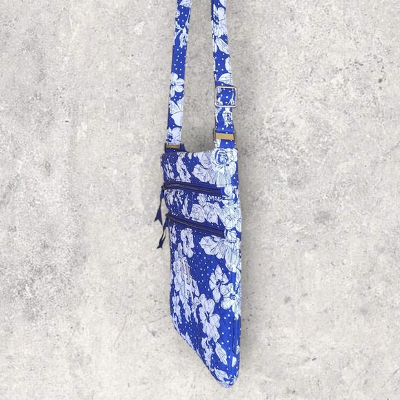 Vera Bradley Collegiate Crossbody - University of Kentucky - Blue - NWT - Picture 6 of 8